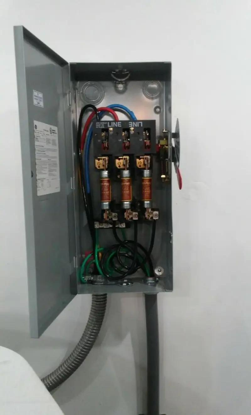 Three-phase disconnect switch installed for Electrical Wiring & Rewiring in Clark